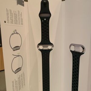 Brand new 42/44mm Nike Apple Watch band S/M & M/L
